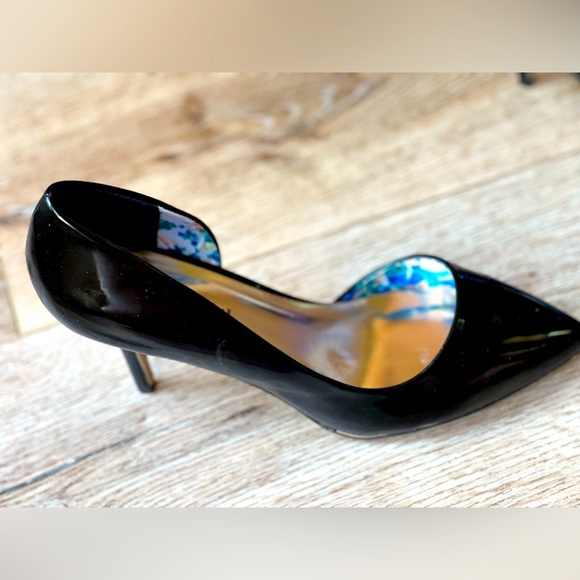 Madden Girl Black Heel - Picture 8 of 8